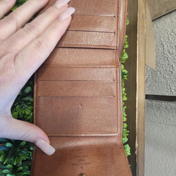 Louis Vuitton double snap compact wallet - Picture 11 of 15